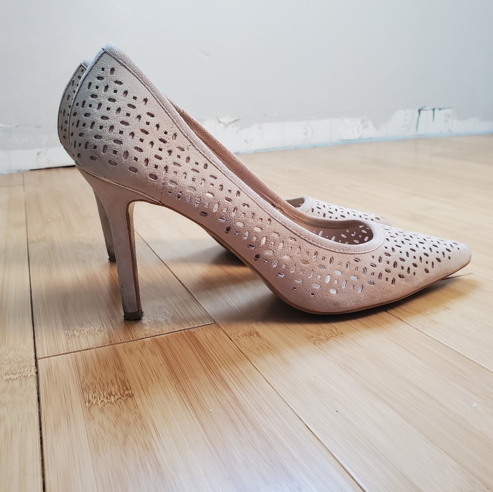 Ralph Lauren suede leather pointed toe heel